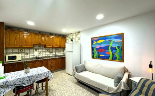 Apartamento con piscina comunitaria y cerca de la playa
