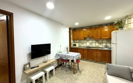 Apartamento con piscina comunitaria y cerca de la playa