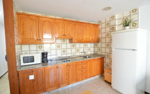 Apartamento con piscina comunitaria y cerca de la playa