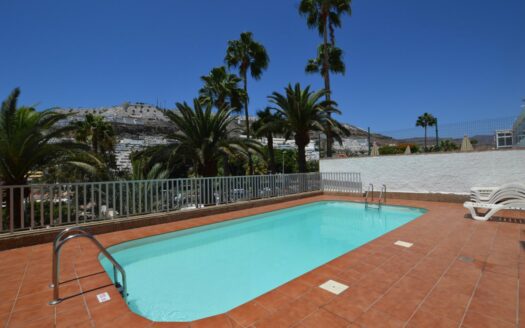 Apartamento con piscina comunitaria y cerca de la playa