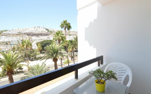 Apartamento con piscina comunitaria y cerca de la playa