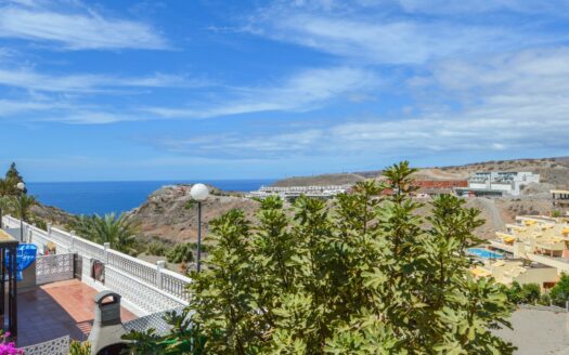 3-bedroom duplex with beautiful ocean views in Puerto Rico