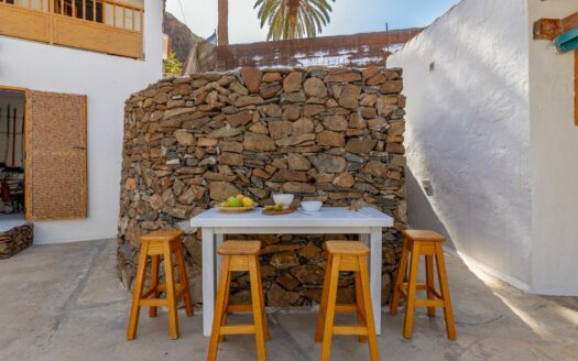 Casa Rural con Apartamento para Invitados con 11horas de agua Incluidas en Fataga