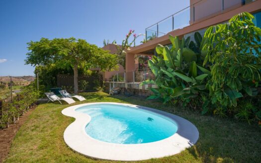 Chalet con piscina privada en El Salobre