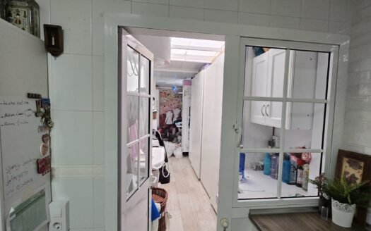 Chalet pareado en El Doral reformado