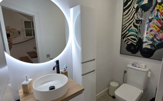 Chalet pareado en El Doral reformado