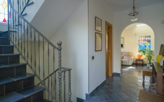 Chalet Independiente con vista mar y piscina privada en El Hornillo