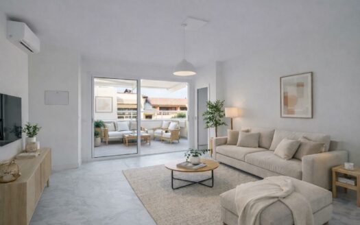 Ático renovado y luminoso en El Tablero