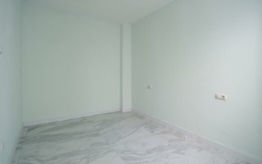 Ático renovado y luminoso en El Tablero