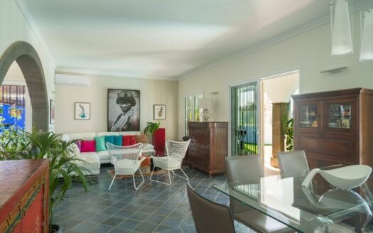 Chalet Independiente con vista mar y piscina privada en El Hornillo