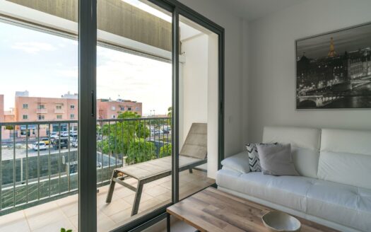 Adosado con jardín y garaje en El Tablero