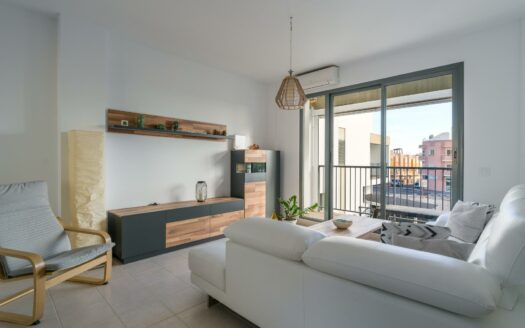 Adosado con jardín y garaje en El Tablero