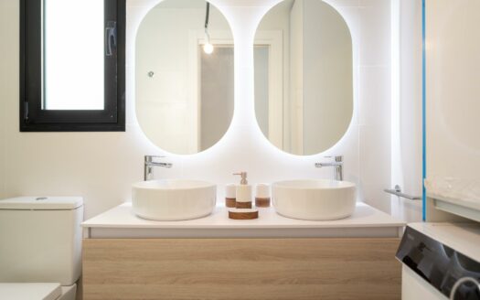 Attraktive Neubauimmobilie in strandnaher Lage