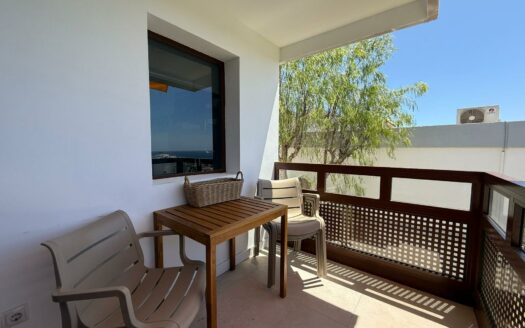 Precioso apartamento con vistas al mar