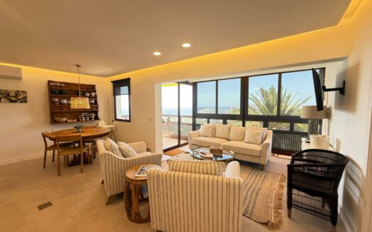 Precioso apartamento con vistas al mar