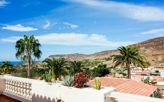 Villa in Tauro mit Meerblick und in der Nähe des Golfplatzes