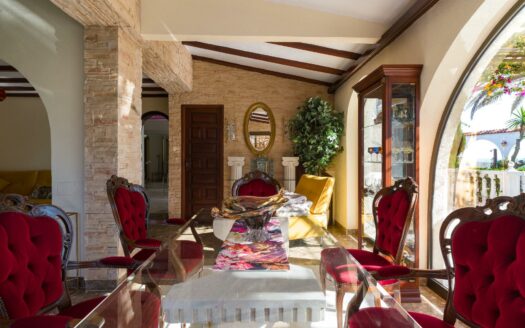 Exclusiva Propiedad de Lujo en Primera Línea con Vistas a las Dunas y al Mar