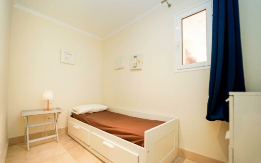 Stilvolle Wohnung mit zwei Schlafzimmern und Terrasse in begehrtem Monte Carrera