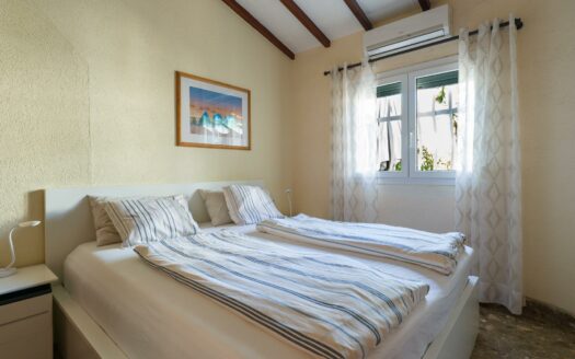 Exclusiva Propiedad de Lujo en Primera Línea con Vistas a las Dunas y al Mar