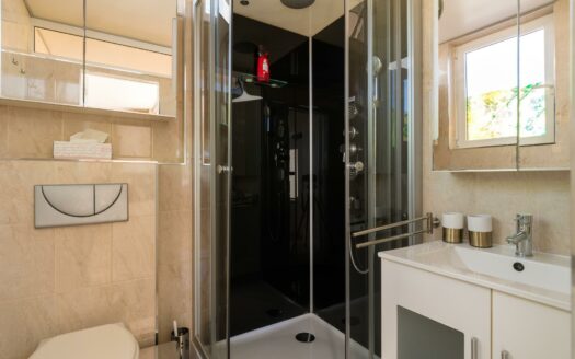 Exclusiva Propiedad de Lujo en Primera Línea con Vistas a las Dunas y al Mar