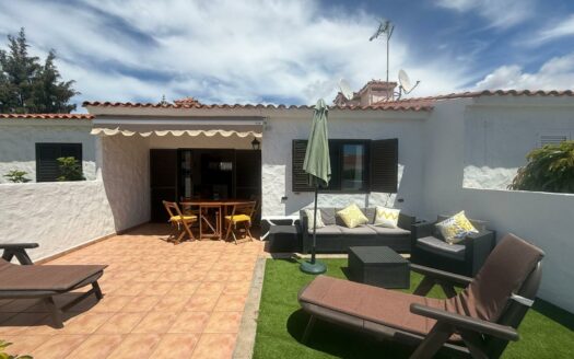 Bungalow con 2 terrazas y piscina comunitaria para EL VERANO