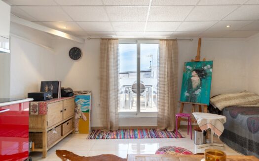 Mehrstöckiges Reihenhaus im Patronato de San Fernando