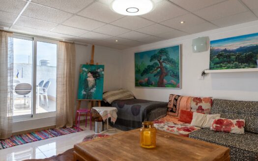 Mehrstöckiges Reihenhaus im Patronato de San Fernando