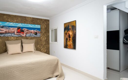 Mehrstöckiges Reihenhaus im Patronato de San Fernando