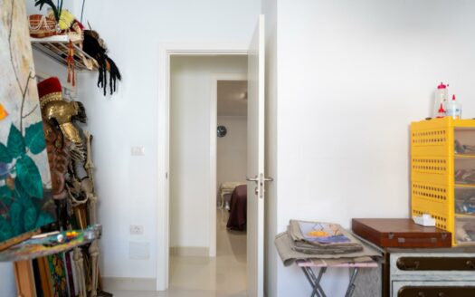 Mehrstöckiges Reihenhaus im Patronato de San Fernando