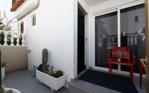 Mehrstöckiges Reihenhaus im Patronato de San Fernando