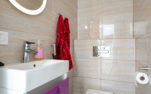 Mehrstöckiges Reihenhaus im Patronato de San Fernando