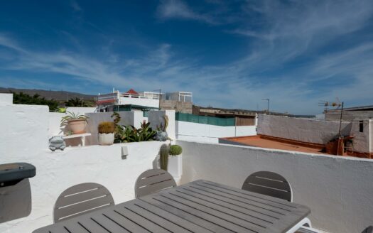 Mehrstöckiges Reihenhaus im Patronato de San Fernando