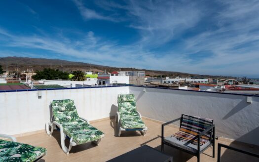 Mehrstöckiges Reihenhaus im Patronato de San Fernando