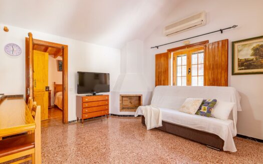 Casa Rural con Apartamento para Invitados con 11horas de agua Incluidas en Fataga