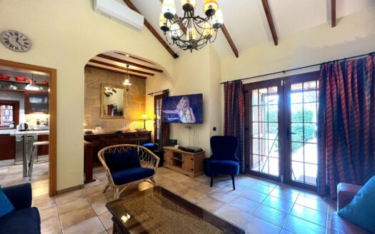 Exclusive semi-detached villa with private pool in Campo de Golf – Maspalomas