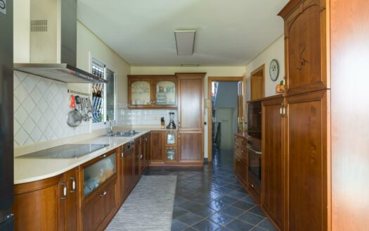 Chalet Independiente con vista mar y piscina privada en El Hornillo