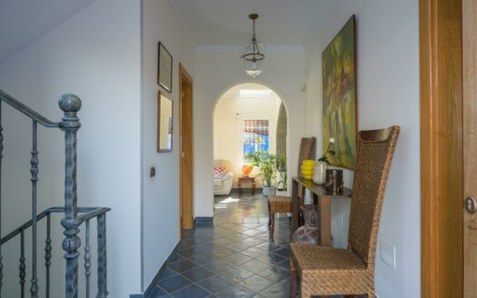 Chalet Independiente con vista mar y piscina privada en El Hornillo