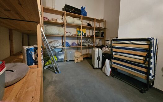 SE ESTÁ CONSIDERANDO LA VENTA DE ESTE ELEGANTE APARTAMENTO DE LUJO DE 197 M² (EN TOTAL) EN LA ÚLTIMA PLANTA DEL BLOQUE 2, MONTE CARRERA – EN LA PARTE HACÍA EL MAR. VISTAS PANORÁMICAS AL OCÉANO.