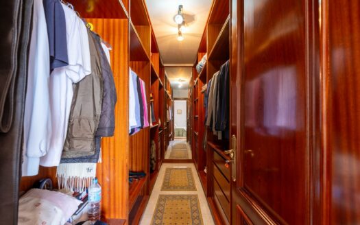 Villa en Sonnenland en venta en primera línea con vistas impresionantes