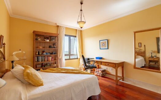 Villa en Sonnenland en venta en primera línea con vistas impresionantes