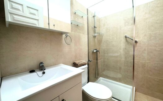 Bungalow con 2 terrazas y piscina comunitaria para el invierno