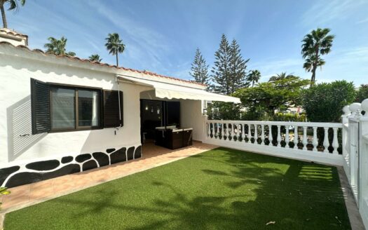 Bungalow con 2 terrazas y piscina comunitaria para el invierno