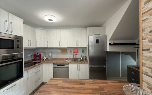 Alquiler duplex con azotea El Tablero