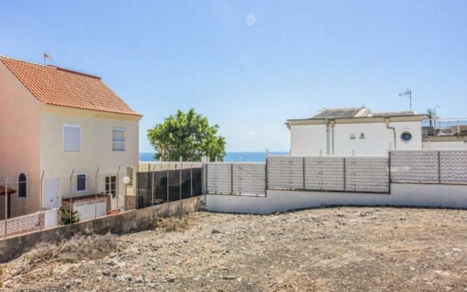 Modern semi-detached villa in Patalavaca with sea views – licensed project ready to build