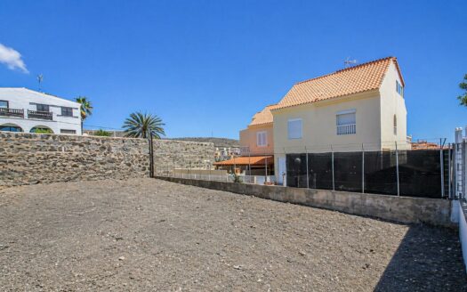 Modern semi-detached villa in Patalavaca with sea views – licensed project ready to build