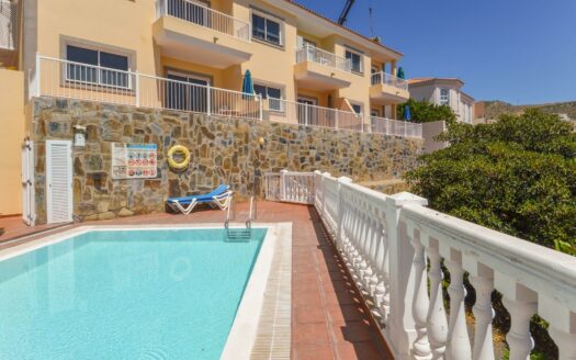 Nuevo apartamento de 2 dormitorios con vistas al mar en Loma Dos