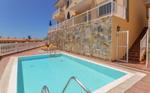 Nuevo apartamento de 2 dormitorios con vistas al mar en Loma Dos