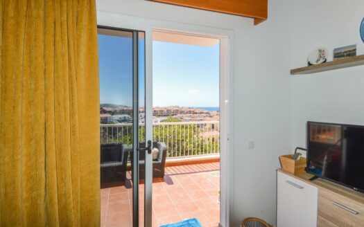 Nuevo apartamento de 2 dormitorios con vistas al mar en Loma Dos