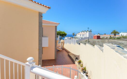 Nuevo apartamento de 2 dormitorios con vistas al mar en Loma Dos