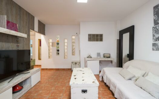 Piso tres dormitorios en El Tablero